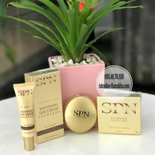Phấn trang điểm Thanakha SPN Sun Block 3 Way Cake
