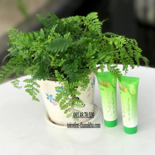 Tuýp trị mụn Thanakha